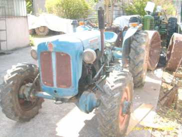 Foto: Verkauft Landwirtschaftlich Fahrzeug FORD - SUPERDEXTA