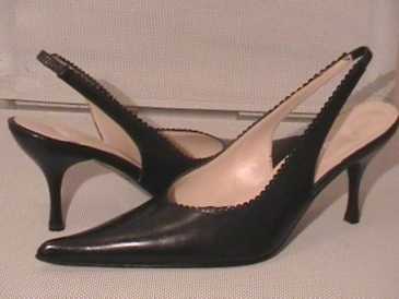 Foto: Verkauft Schuhe Frauen - ADRIANA