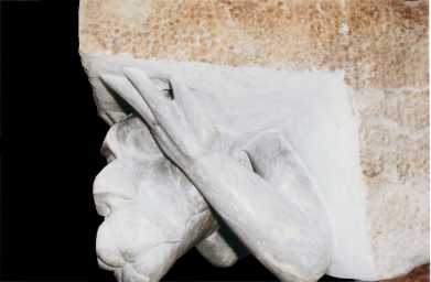 Foto: Verkauft Skulpture Granit - SUPPORT DE CHEMINEE - Zeitgenössisch