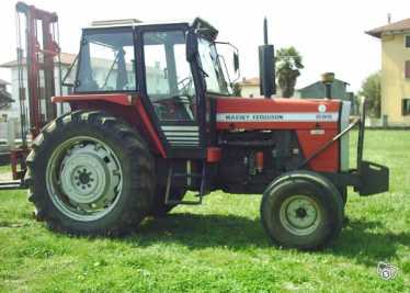 Foto: Verkauft Landwirtschaftlich Fahrzeug MASSEY FERGUSSON - 699