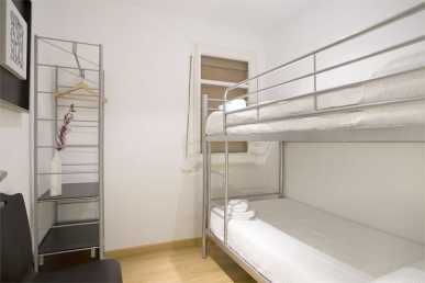 Foto: Vermietet 6-Zimmer-Wohnung 110 m2