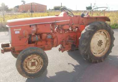 Foto: Verkauft Landwirtschaftlich Fahrzeug FORD