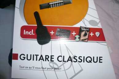 Foto: Verkauft 5 Gitarren PAS DE MARQUE - PACK GUITARE