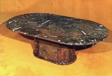 Foto: Verkauft Muscheln, Fossilie und Stein TABLE EN MARBRE FOSSILES MARRON