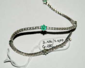 Foto: Verkauft Armband Mit Diamanten - Frauen - BRACCIALETTO TENNIS CON DIAMANTI E SMERALDI