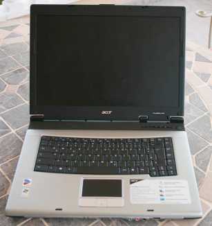 Foto: Verkauft Laptop-Computer ACER - 4064WLMI