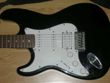 Foto: Verkauft Gitarre STORM - ST250