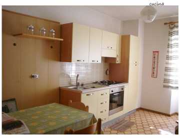 Foto: Vermietet 5-Zimmer-Wohnung 80 m2