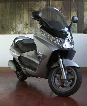 Foto: Verkauft Motorroller 125 cc - PIAGGIO - X8 STREET