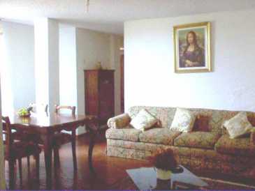 Foto: Vermietet 3-Zimmer-Wohnung 170 m2