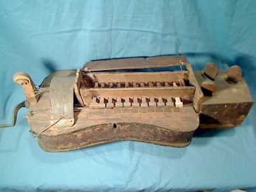 Foto: Verkauft Kupfer, Holz und Blasinstrumente MIXED - ANTIQUE