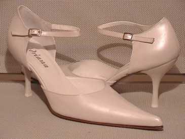 Foto: Verkauft Schuhe Frauen - ADRIANA  SPOSA - SPOSA