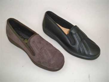 Foto: Verkauft Schuhe Frauen - COMFORT-RELAX - 30 MODELLI