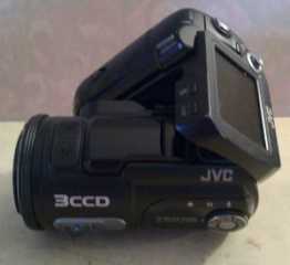 Foto: Verkauft Videokamera JVC EVERIO 3 CCD GZ-CM500E ET ACCESSOIRES - CAMESCOPE JVC EVERIO 3 CCD GZ-CM500E ET ACCESSOIRE