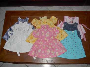 Foto: Verkauft Kleidung Kinder - CATIMINI, ALPHABET ...