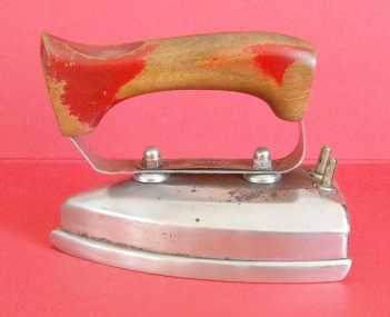 Foto: Verkauft Werkzeug FERRO DA STIRO ELETTRICO ZENIT - ANNI '50