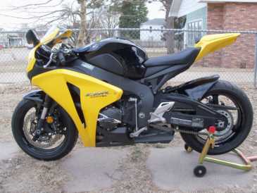 Foto: Verkauft Motorrad 1000 cc - HONDA - CBR 1000RR