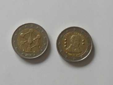 Foto: Verkauft 2 Euros - Währungen ann der Einzelheitn