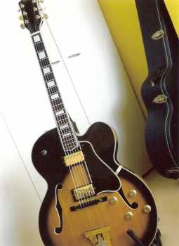 Foto: Verkauft Gitarre ANTORIA - L5
