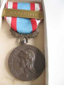 Foto: Verkauft Medaille Militärmedaille - Zwischen 1939 und 1945
