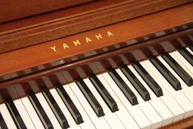 Foto: Verkauft Musikinstrument YAMAHA - PIANO SECRETAIRE DROIT