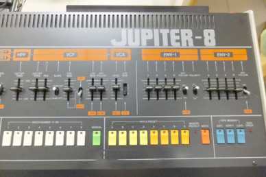 Foto: Verkauft Synthesator ROLAND JUPITER 8 - ROLAND JUPITER 8