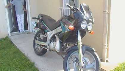 Foto: Verkauft Motorrad 125 cc - YAMAHA - TDR