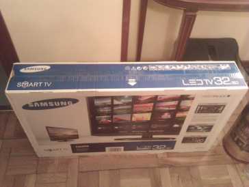 Foto: Verkauft Flachbildschirm Fernsehapparat SAMSUNG - SMARTV UE32H530332