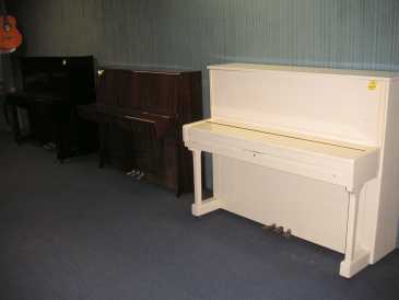 Foto: Verkauft Gerades Klavier