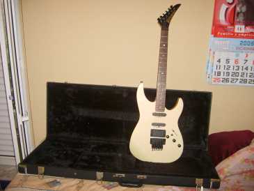 Foto: Verkauft Gitarre IBANEZ - GUITARRAS Y AMPLIS