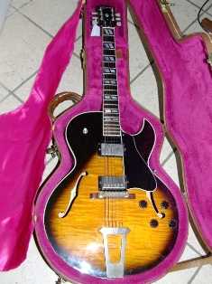 Foto: Verkauft Gitarre GIBSON - ES 175 D