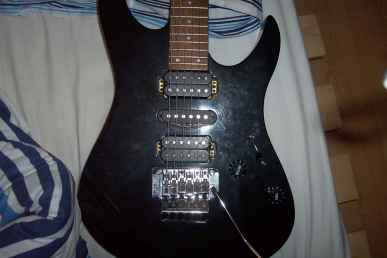 Foto: Verkauft Gitarre YAMAHA - RGX 421D