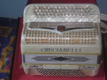 Foto: Verkauft Musikinstrument CRUCIANELLI