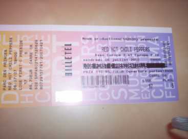 Foto: Verkauft Konzertschein RED HOT CHILI PEPPERS CONCERT 1 PLACE VIP - PARC DES PRINCES PARIS