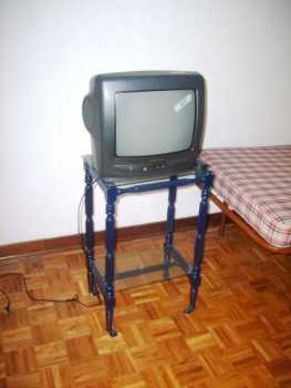 Foto: Verkauft 3 4/3n Fernsehapparatn SAMSUNG
