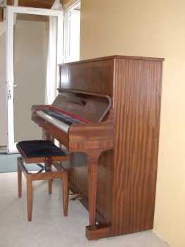 Foto: Verkauft Gerades Klavier GAVEAU