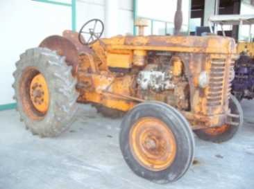 Foto: Verkauft Landwirtschaftlich Fahrzeug OM - 35/40 R FRIZIONE A MANO