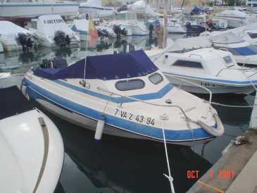 Foto: Verkauft Schiff LARAY GLASTRON - 165 4.90X1,96