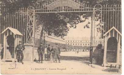 Foto: Verkauft Ausgewischte Postkarte CARTE POSTALE DE LA CASERNE BOUGENEL DE BELFORT