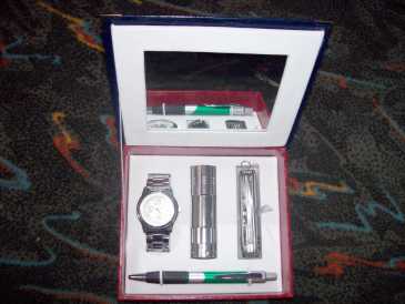 Foto: Verkauft 3 Braceletuhrn - mitn Quarzn Männer