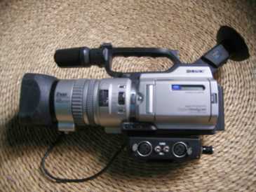Foto: Verkauft Videokamera SONY - DCR VX 2000
