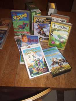 Foto: Verkauft 11 VHS Aktion und Abenteuer - Für Kinder - SPIDERMAN-EXCALIBUR-CONTES DE GRIMM-FRANKLIN-ETC..