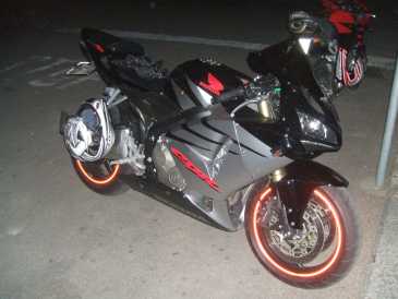 Foto: Verkauft Motorrad 600 cc - HONDA - CBR